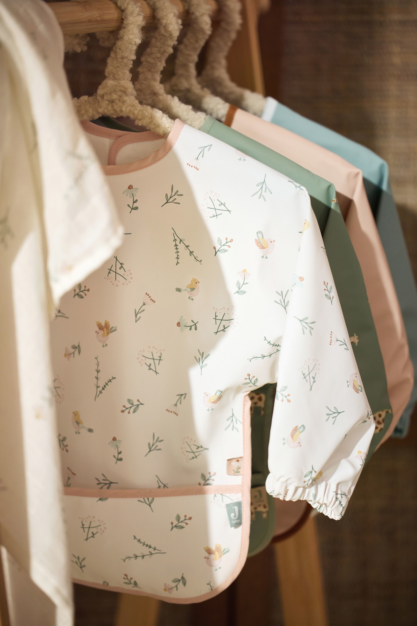 Lätzchen Wasserdicht mit Ärmeln Lovely Birds 5