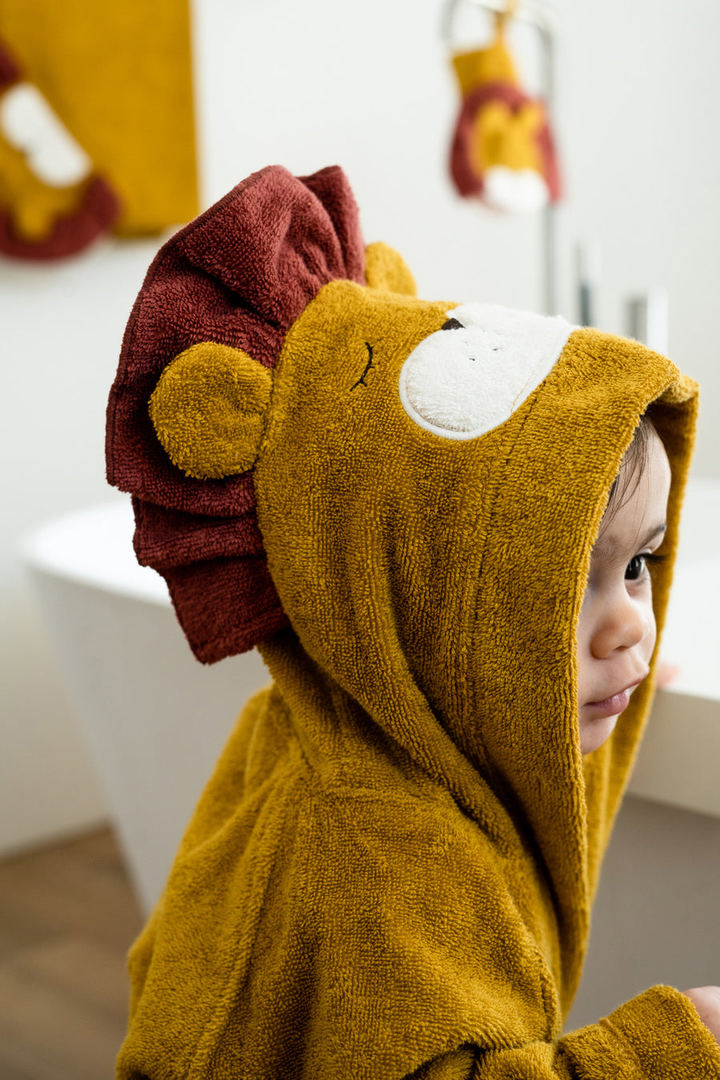 Bademantel Löwe Gr. 5-6 5