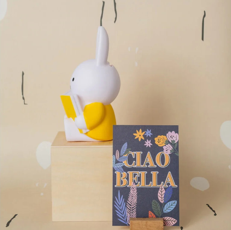 Spardose Miffy liest Buch Gelb #2