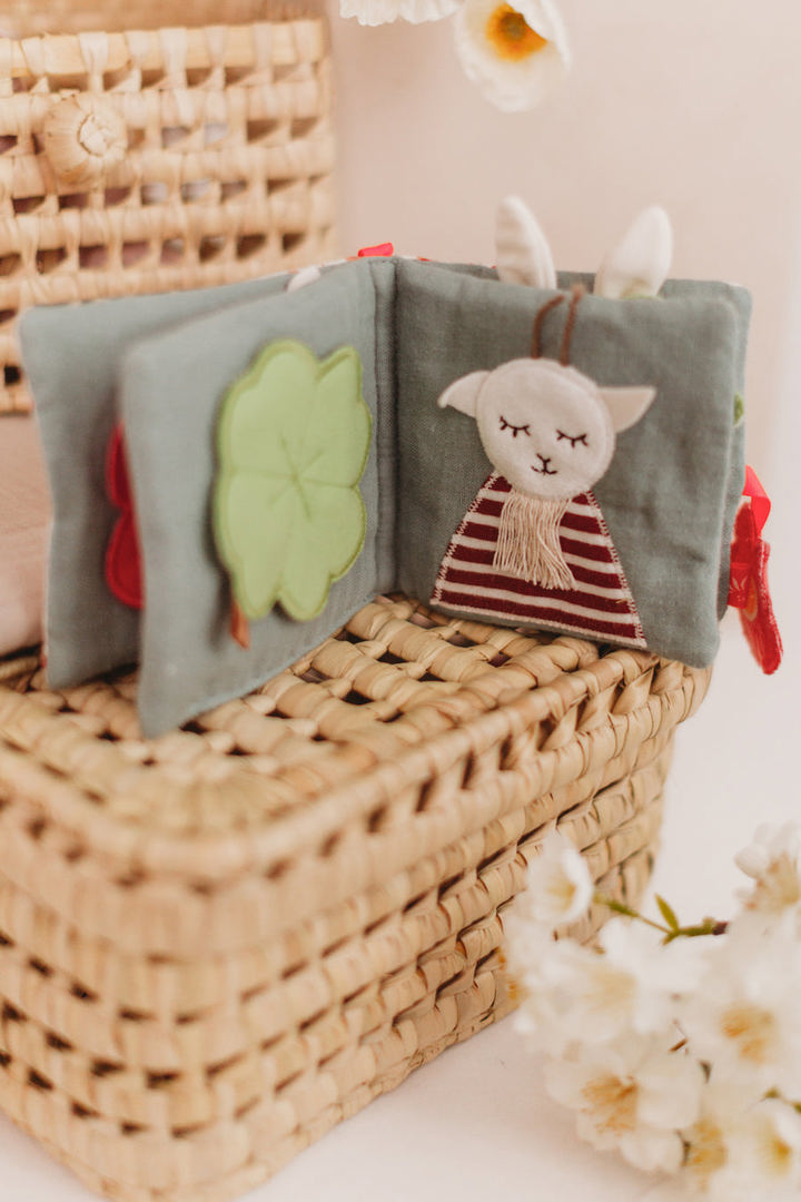 Stoffbuch Lämmchen 3