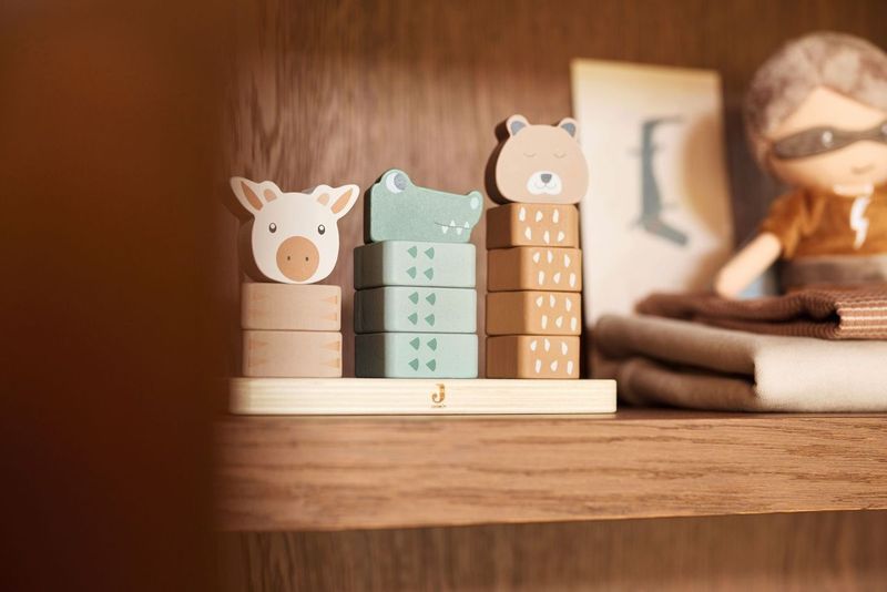 Holz Stapelturm Jungle Jambo 5