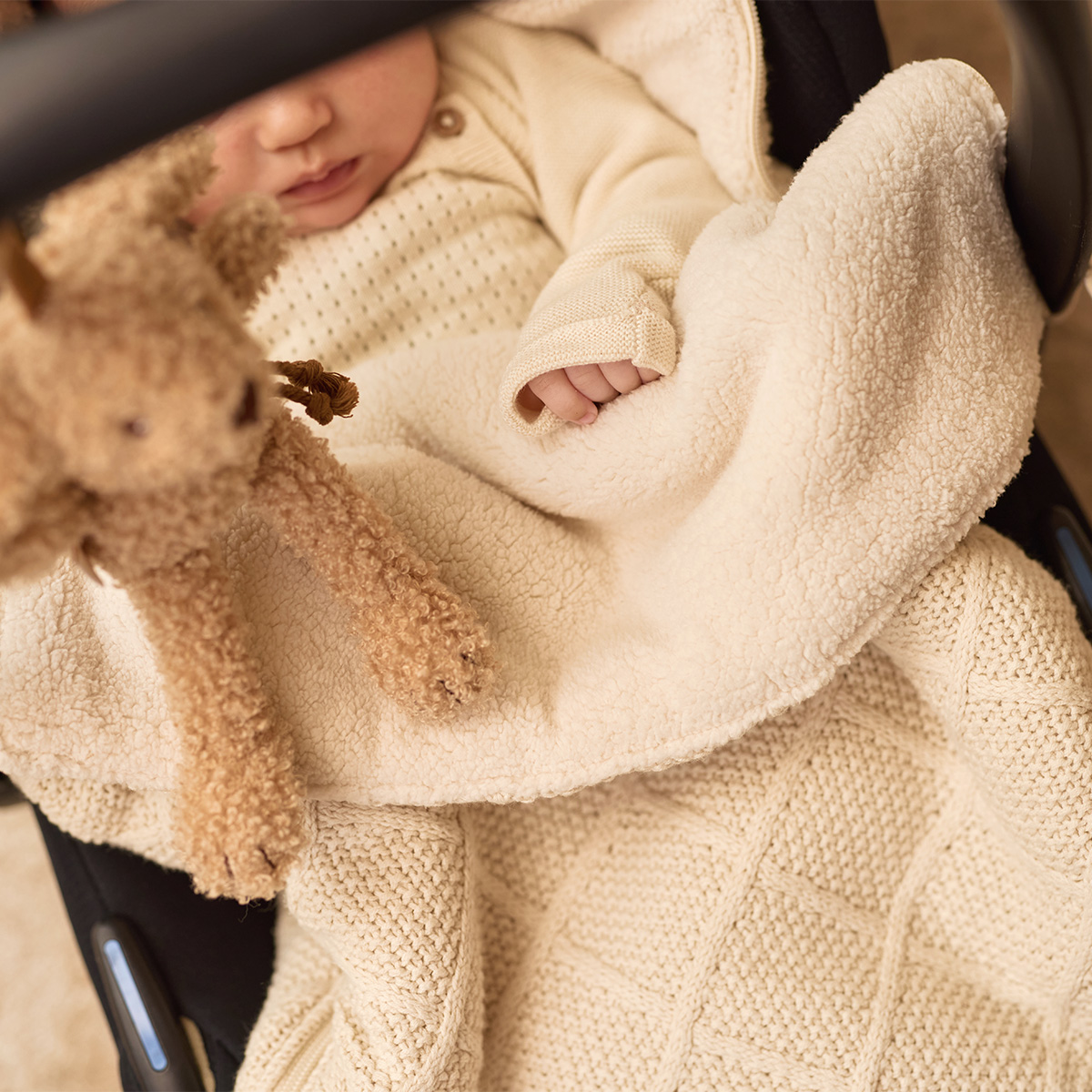 Fusssack für Babyschale Check Knit Oatmeal 3