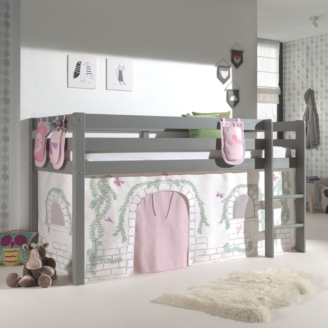 Halbhohes Bett Birdy Grau, mit Spielvorhang und Betttaschen 2