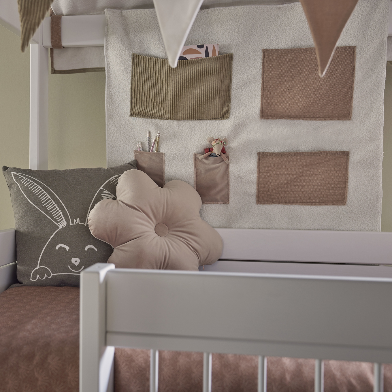 Betttasche Happy Rabbit #2