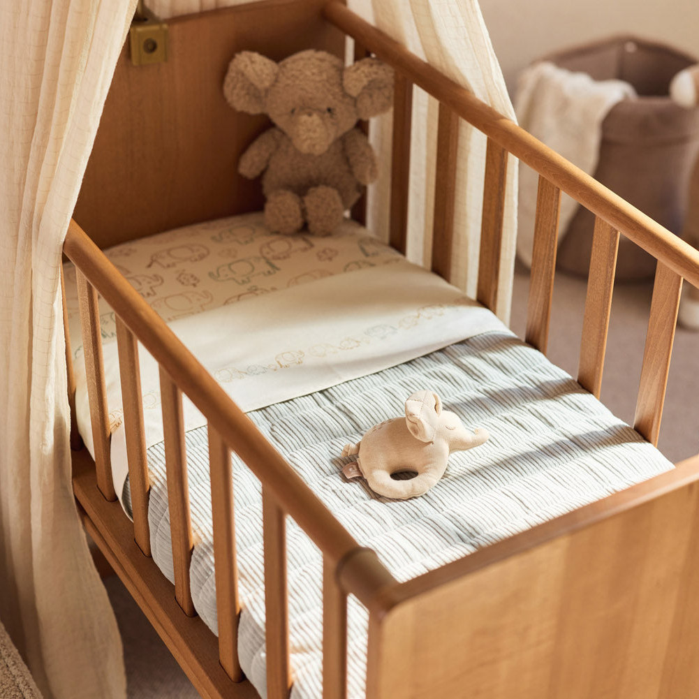 Rassel Elephant Tales 8