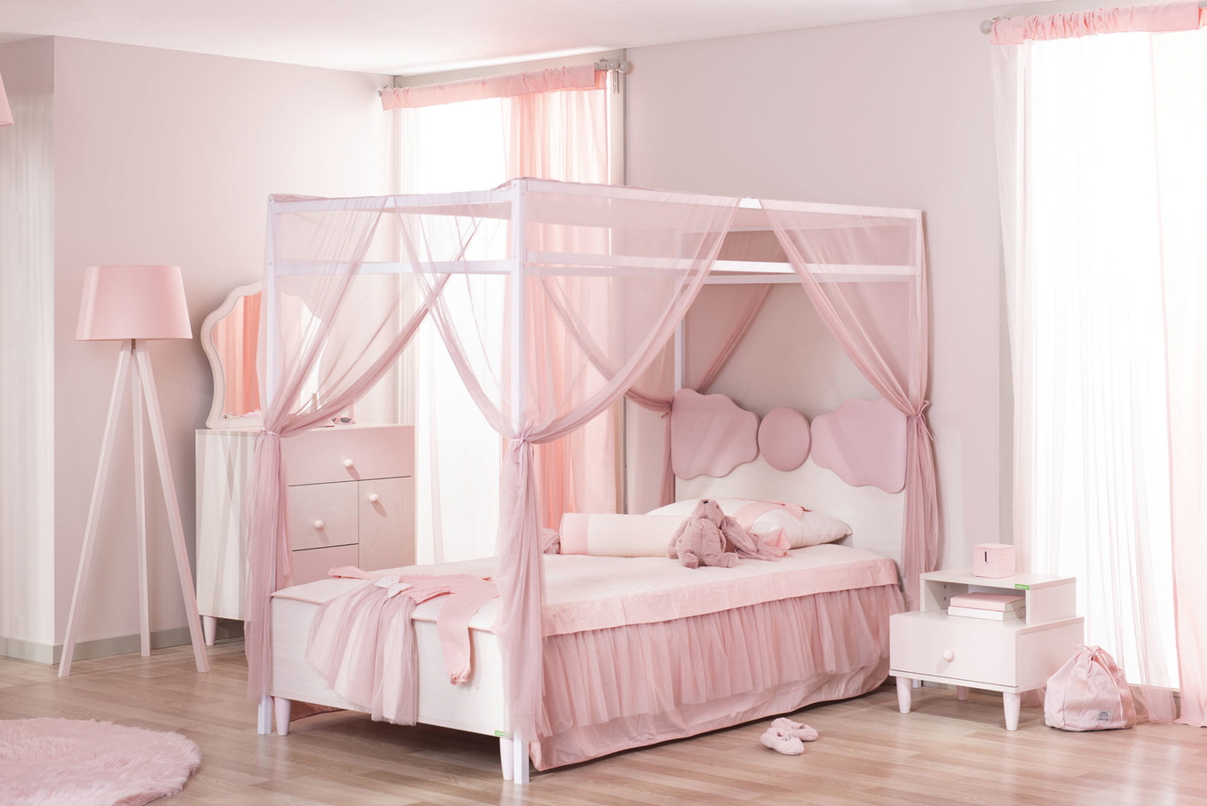 Nachttisch Pollina 4