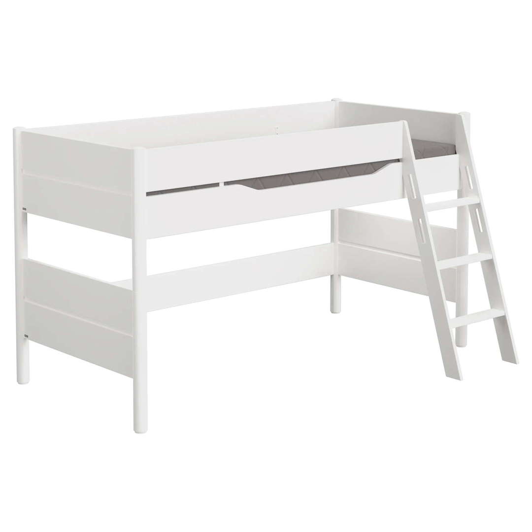 Halbhohes Bett Ylvie mit Schrägleiter, Weiss, 90 x 200 cm