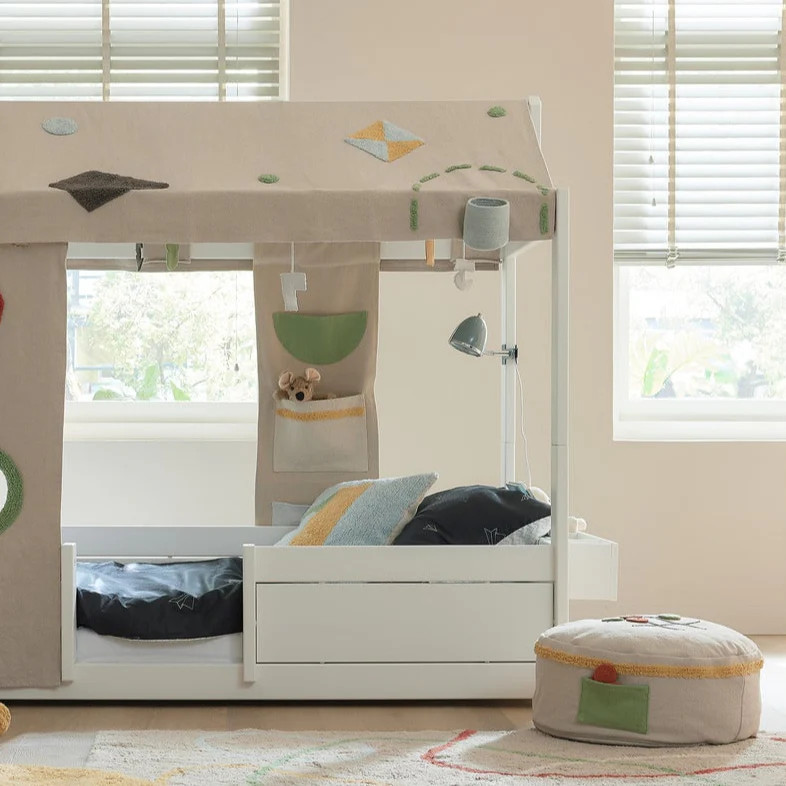 Rückwand Olympic Dreams mit Taschen 3