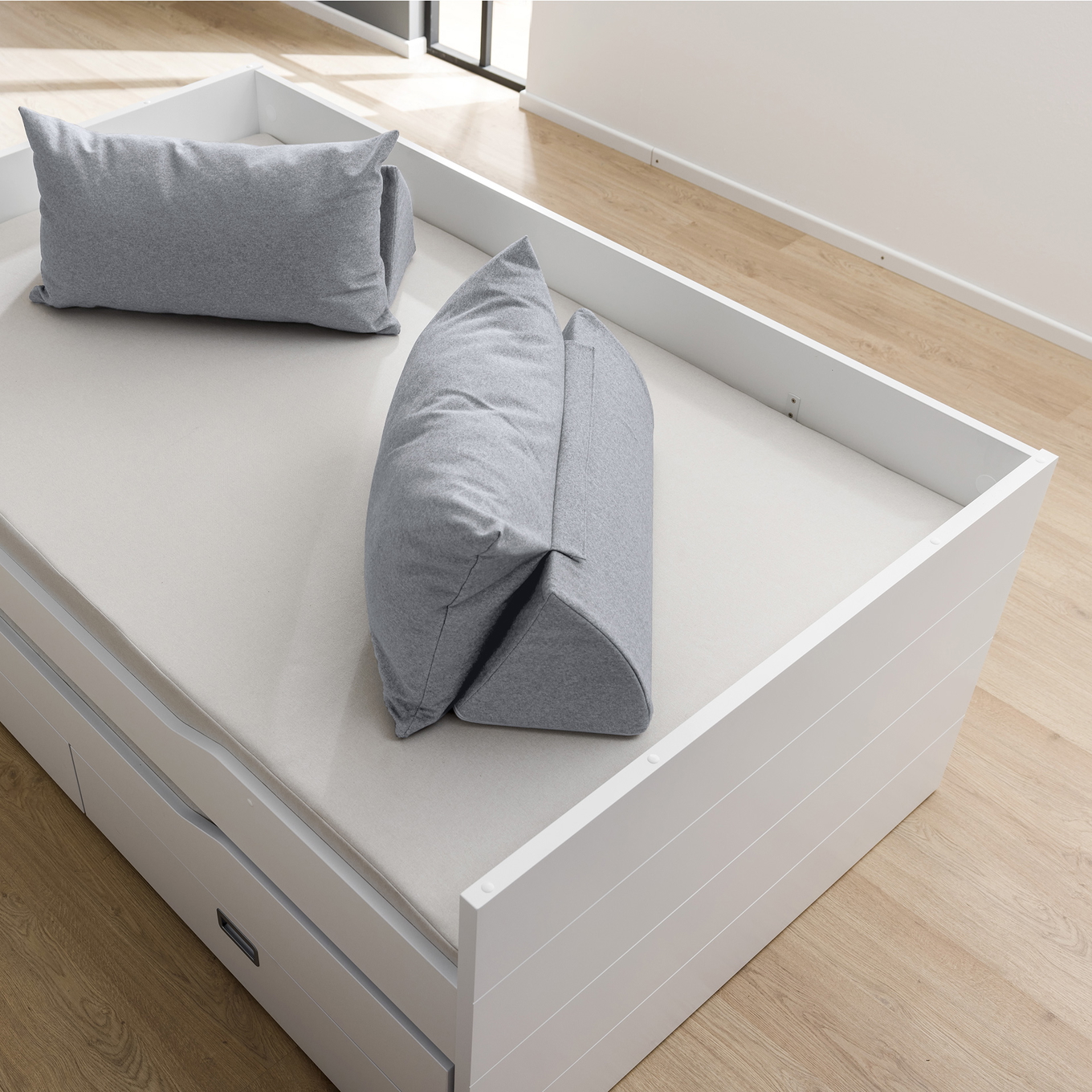 Chillkissen aus Mikrofaser Steingrau