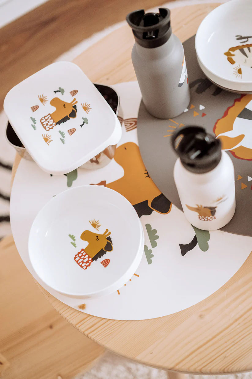 Lunchbox Giraffe 3
