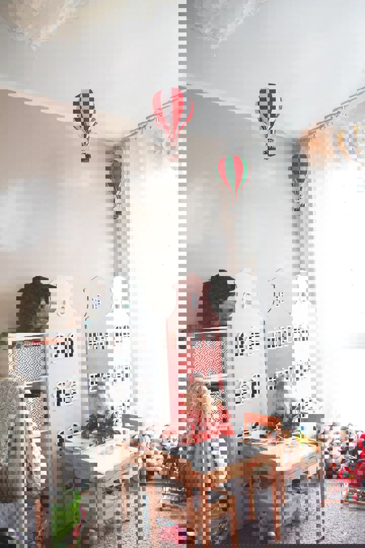 Deko Heissluftballon Weiss Rot S 3