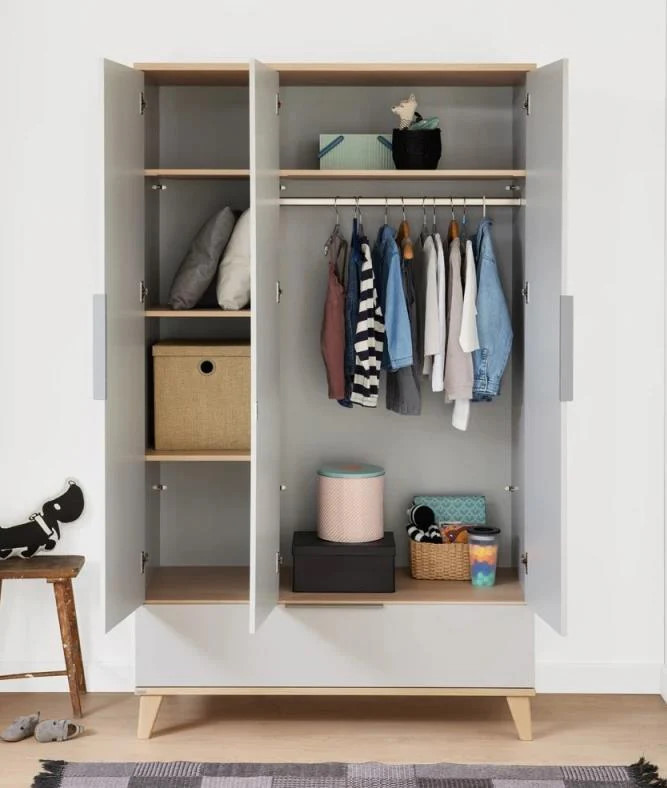 Kleiderschrank Fiene 3-türig 5