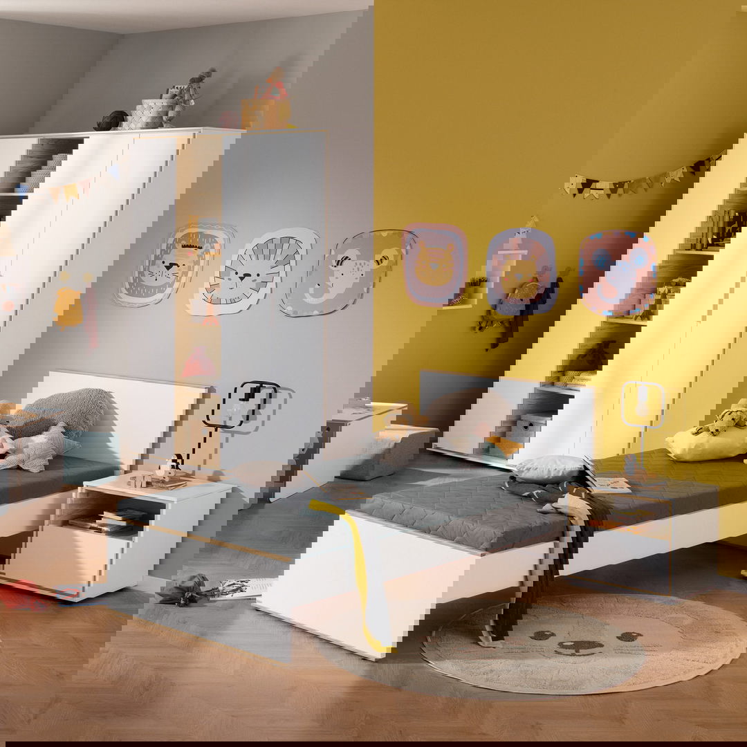 Kleiderschrank Lieven 3-türig mit 5 Fächer 3