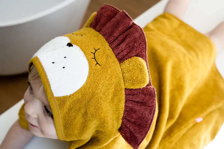 Badeponcho Löwe 4
