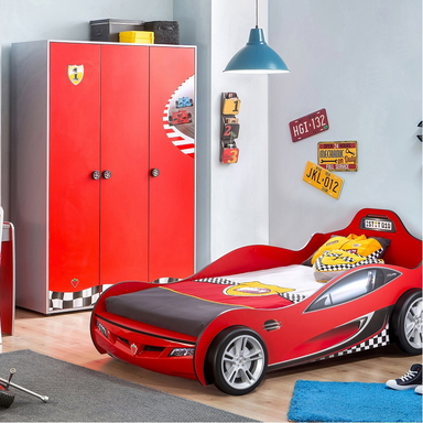 Aktuell ganz beliebt: Kinderkleiderschränke für Autofans