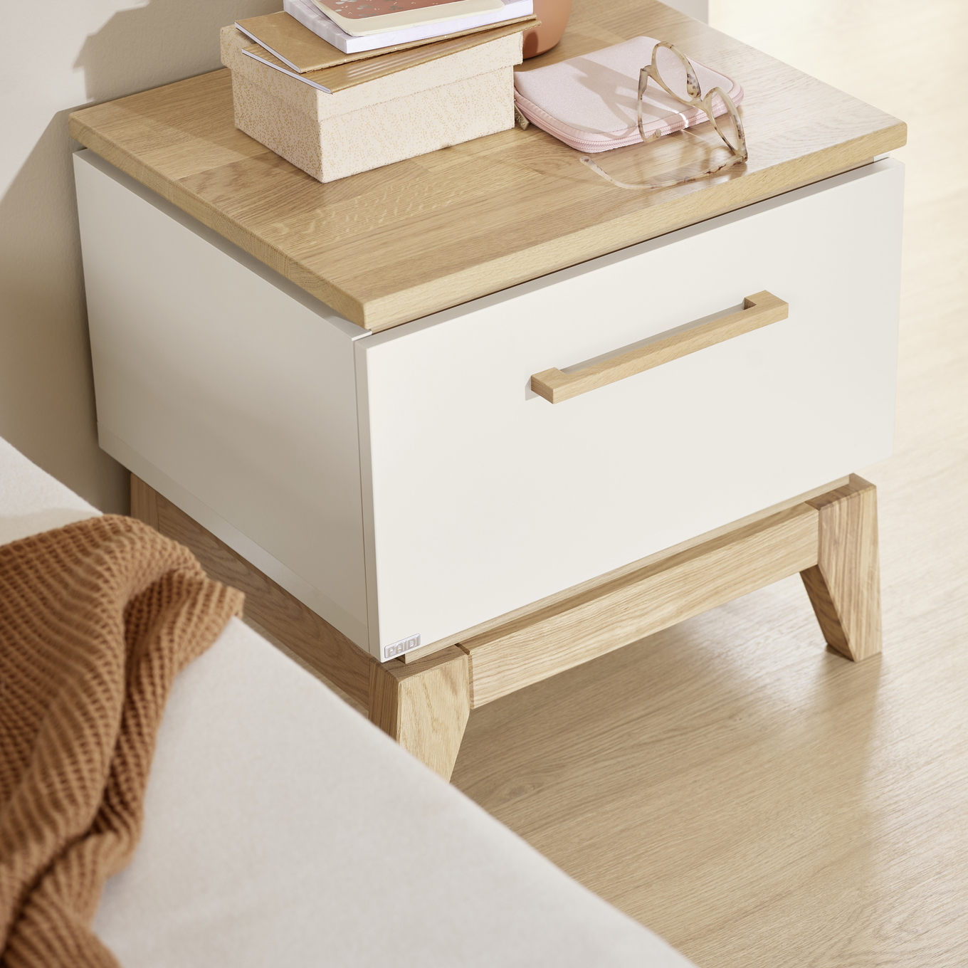 Nachttisch Stiene #2