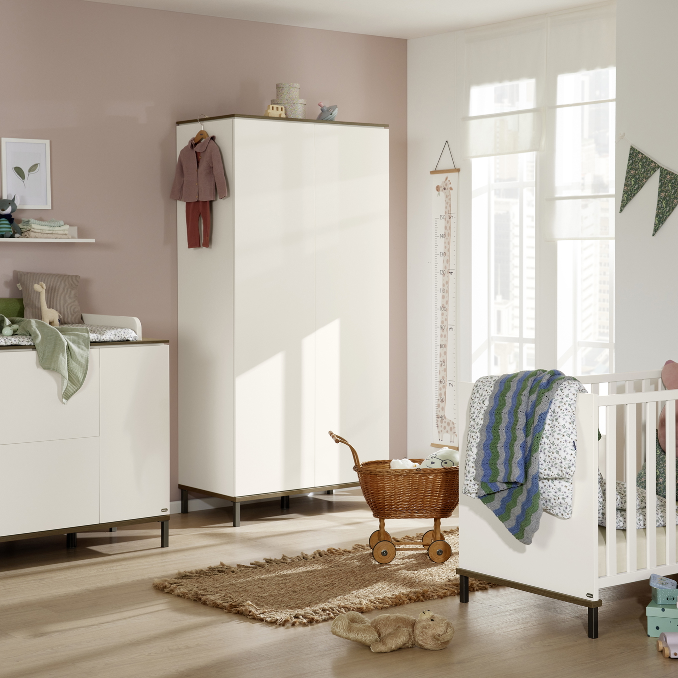 Kleiderschrank Lovely Aliv Yuny 2-türig 3