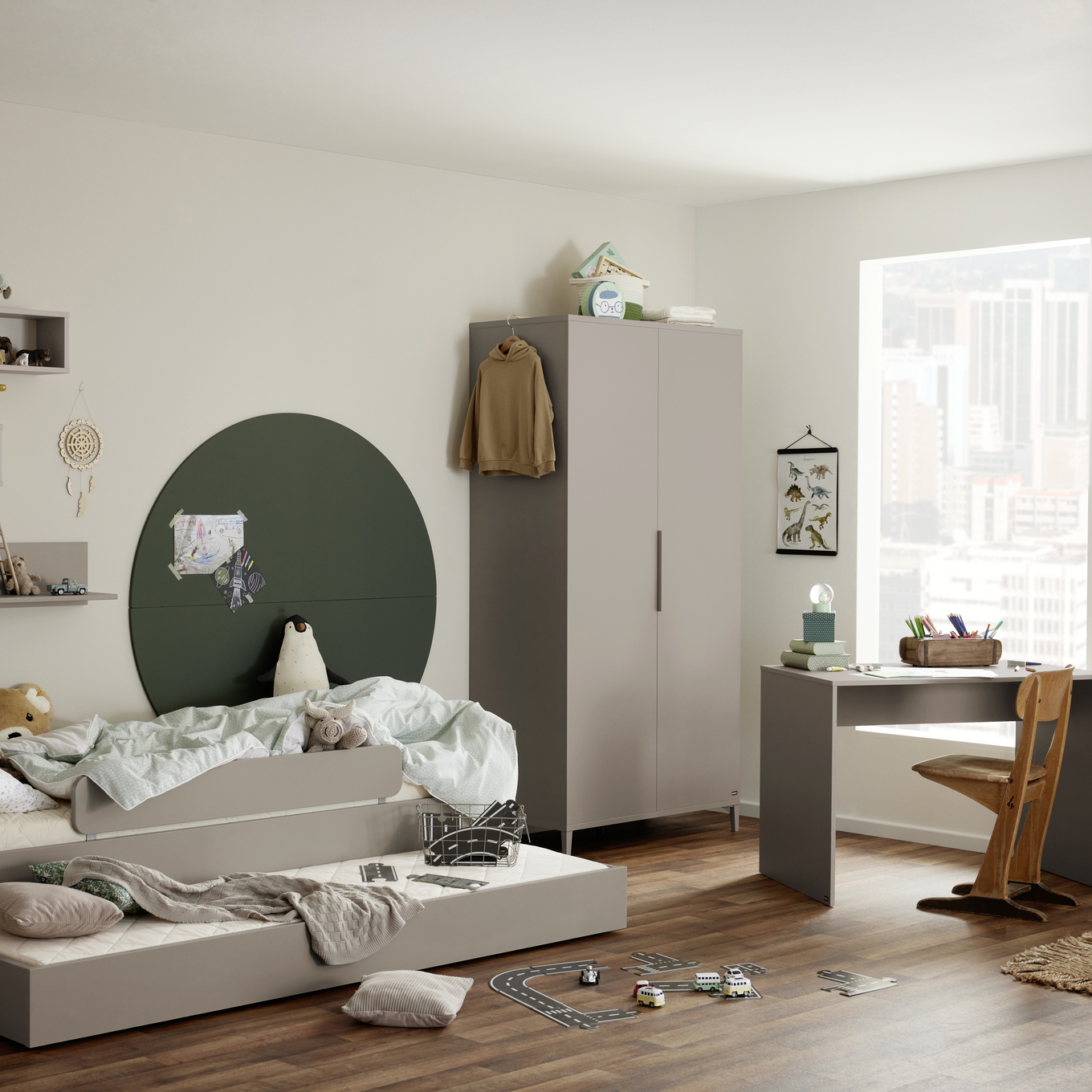 Kleiderschrank Brother Stu Yuny 2-türig 3