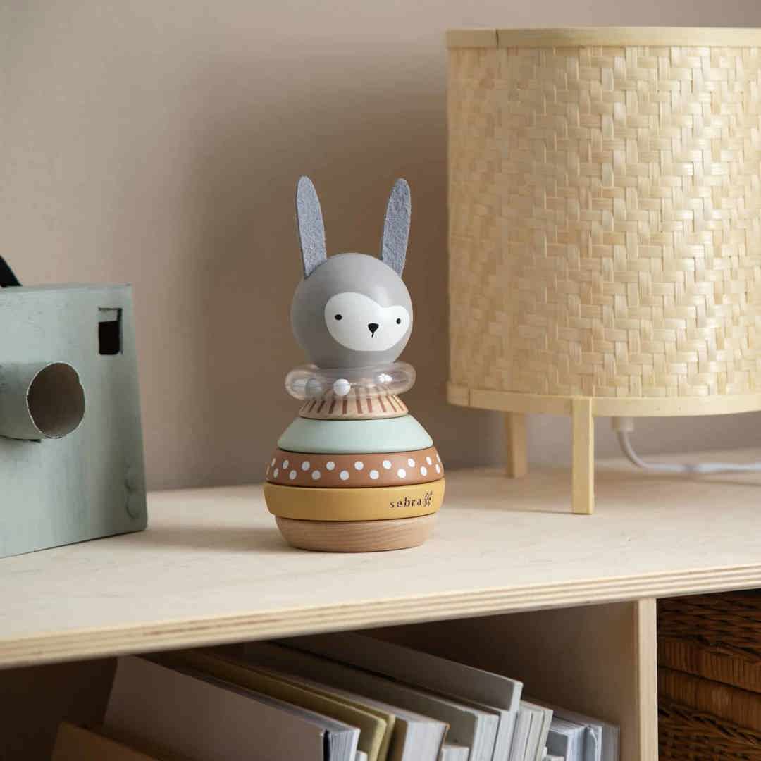 Stapelspielzeug Woodland Hase 4