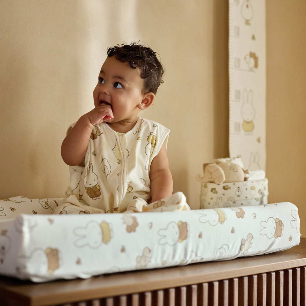 Wickelkissenbezug Miffy Family Farm 4