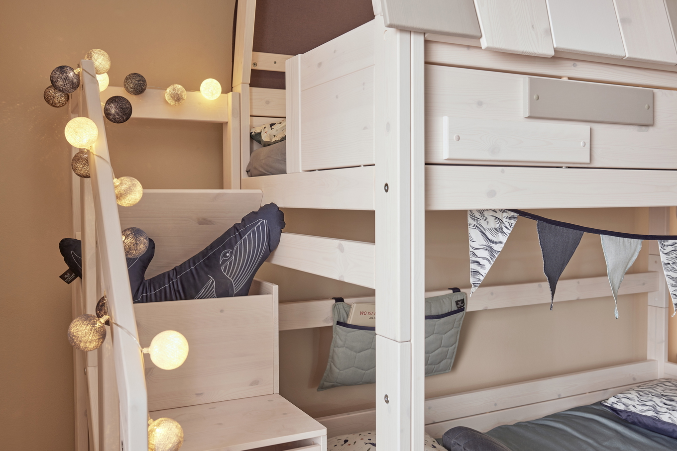 Niedriges Abenteuerbett My Hangout Weiss lasiert, Rollrost 3