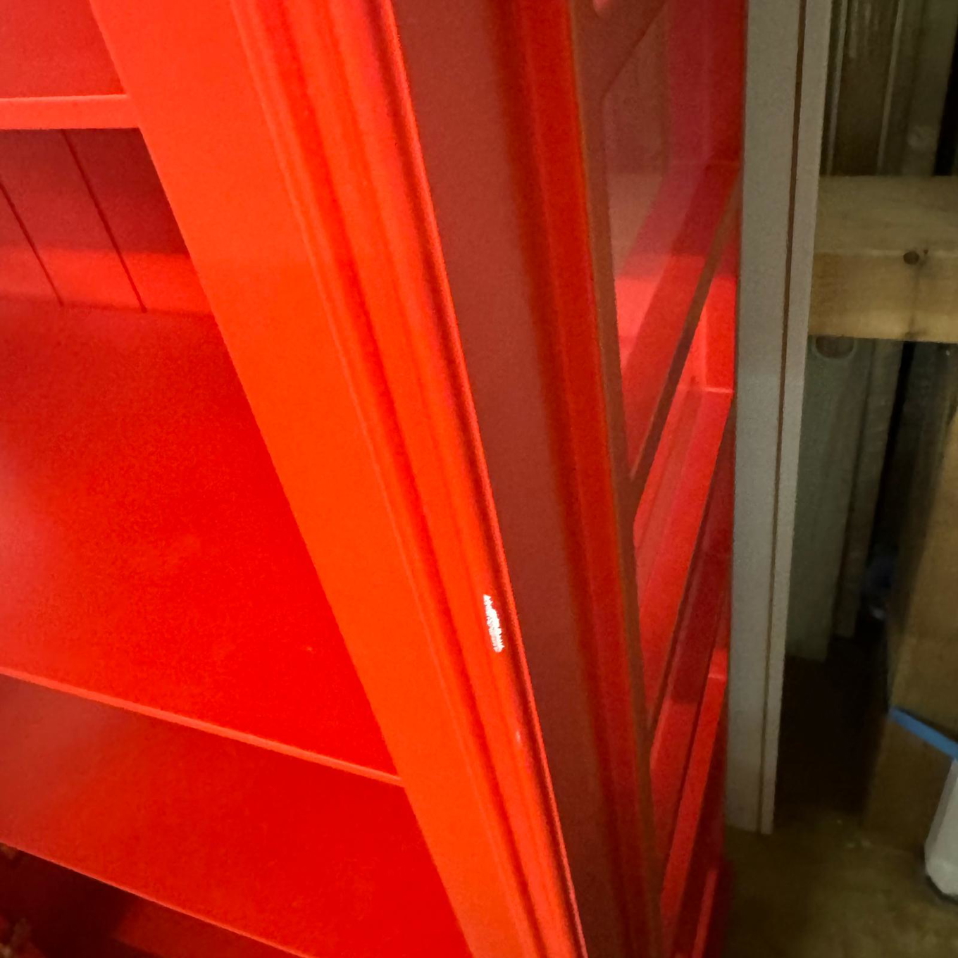 Bücherregal London Prototyp 5