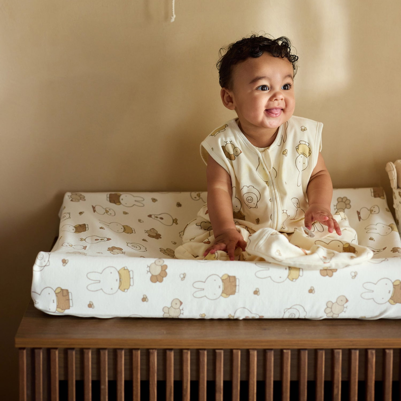 Wickelkissenbezug Miffy Family Farm 5