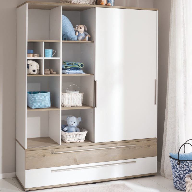 Kleiderschrank Carlo mit Schiebetüren Front Fichte 4