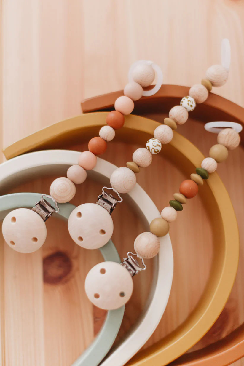 Schnullerkette Dark Sand 4