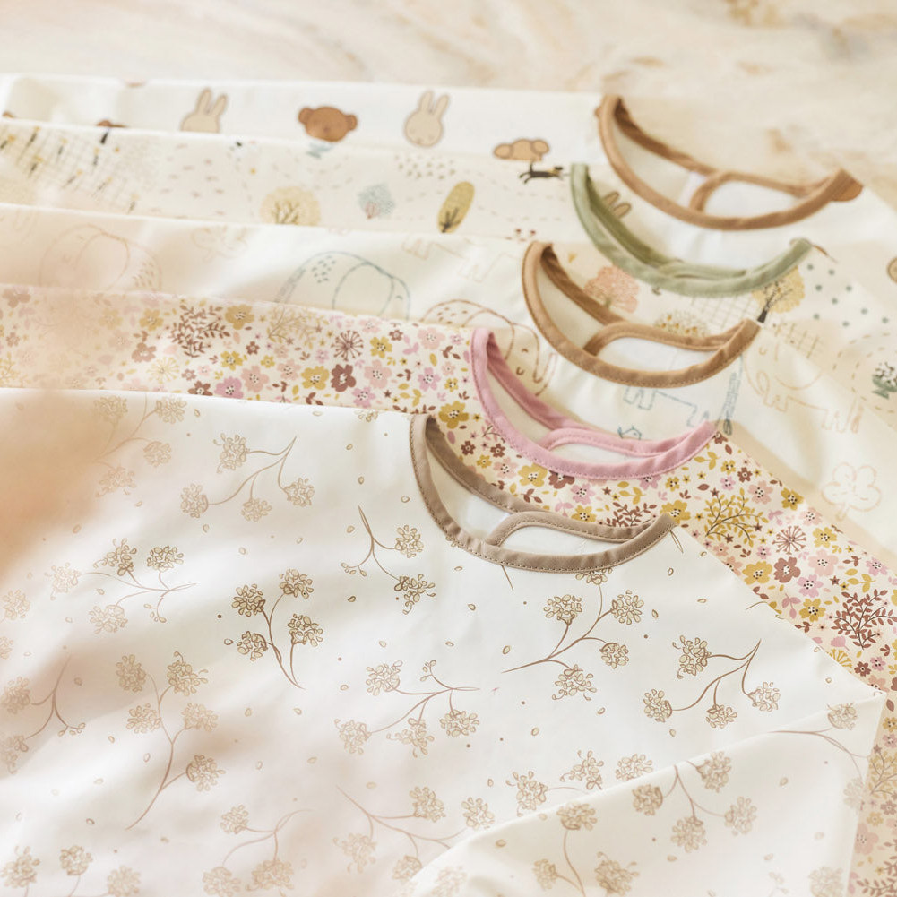 Lätzchen mit Ärmeln Elephant Tales #2