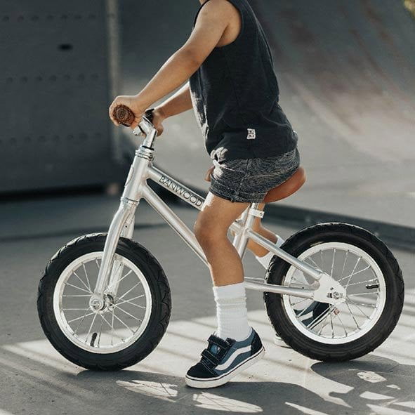 Laufrad First GO! Chrome 4