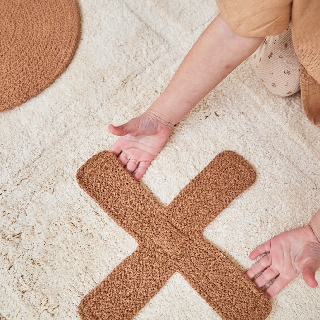 Teppich Tic Tac Toe 3