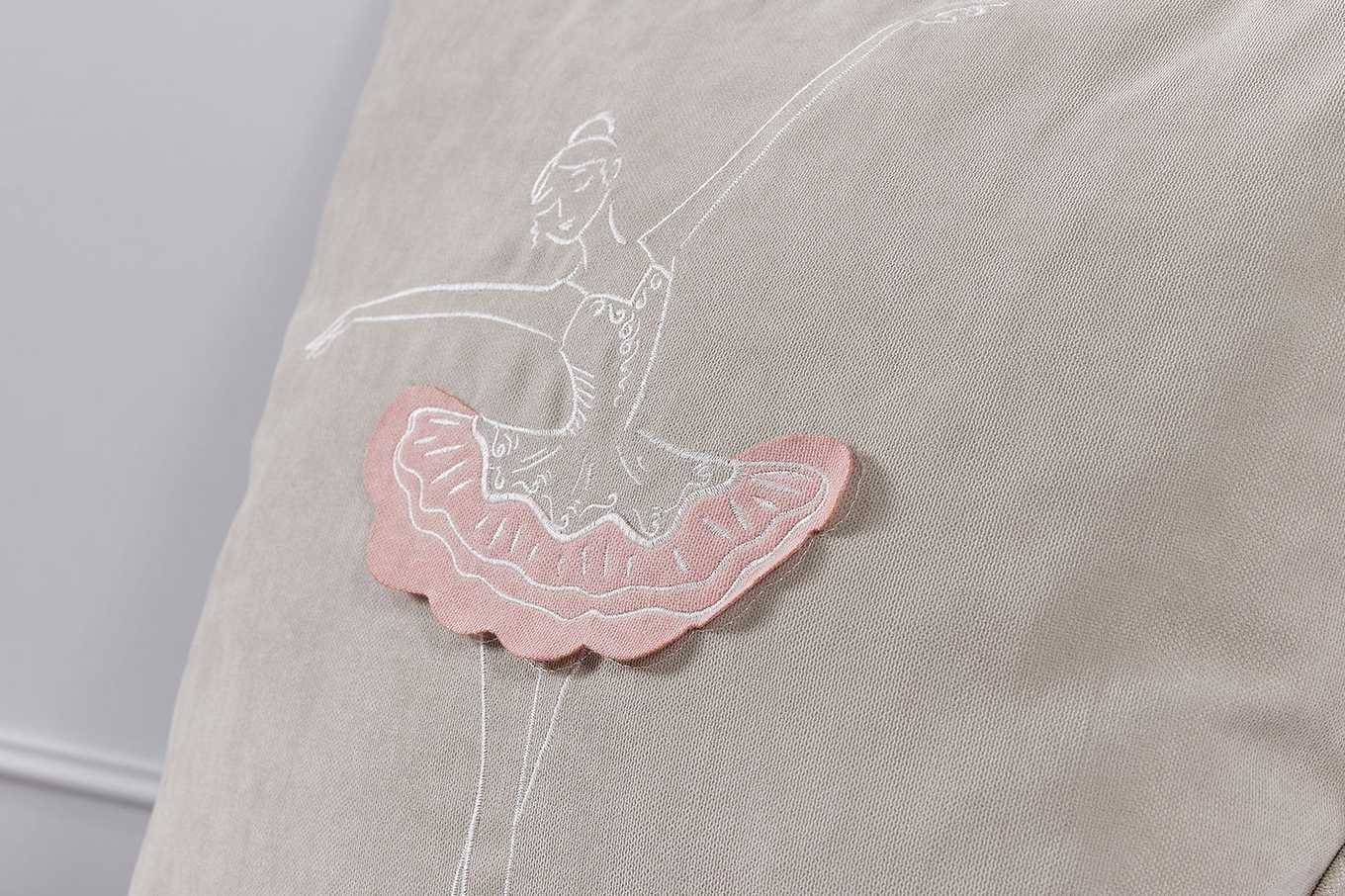 Dekokissen Ballerina Dance Grau 4