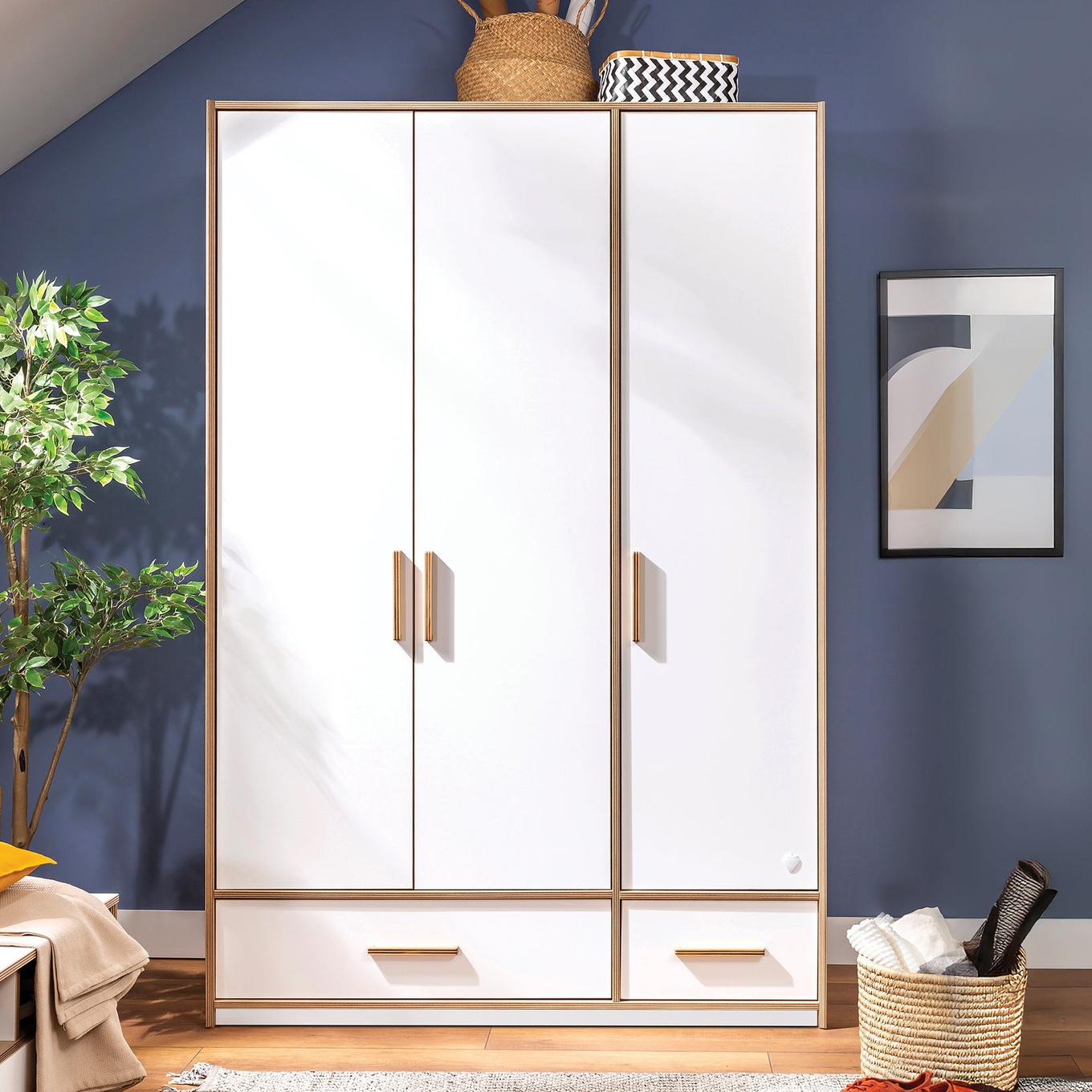 Kleiderschrank Modera 3-türig 4