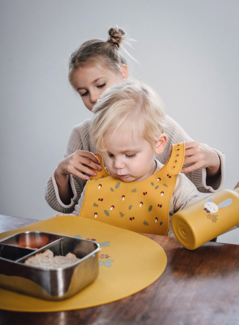 Silikon Lätzchen Hase Mustard 3