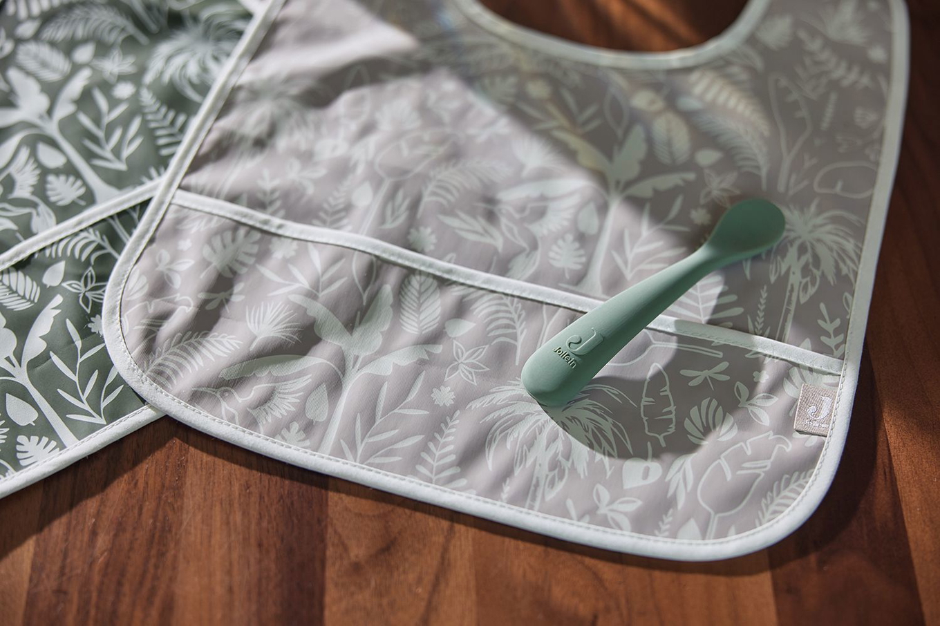 Lätzchen Botanical Leaf Green 2er Pack 5