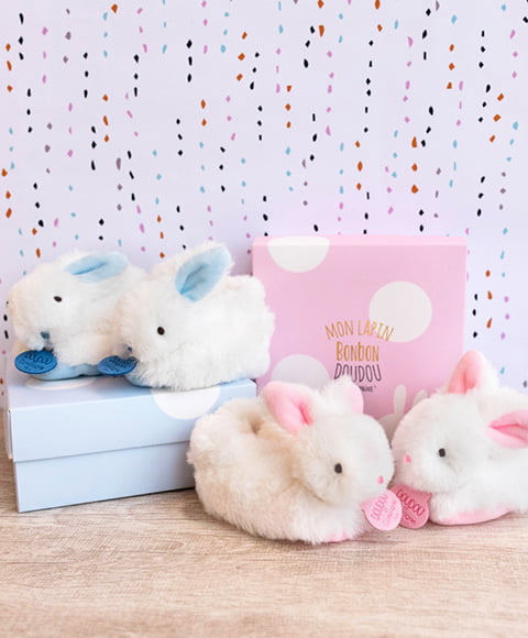 Füsslinge mit Rassel Bonbon Hase Rosa 4
