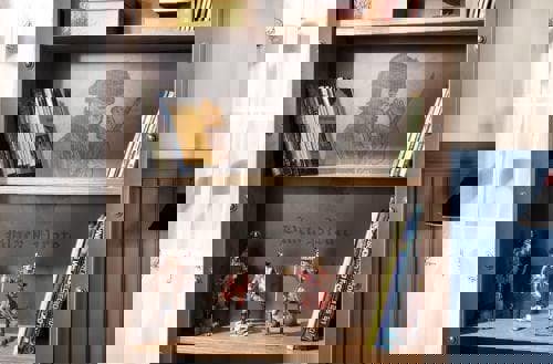 Bücherregal Pirate 3