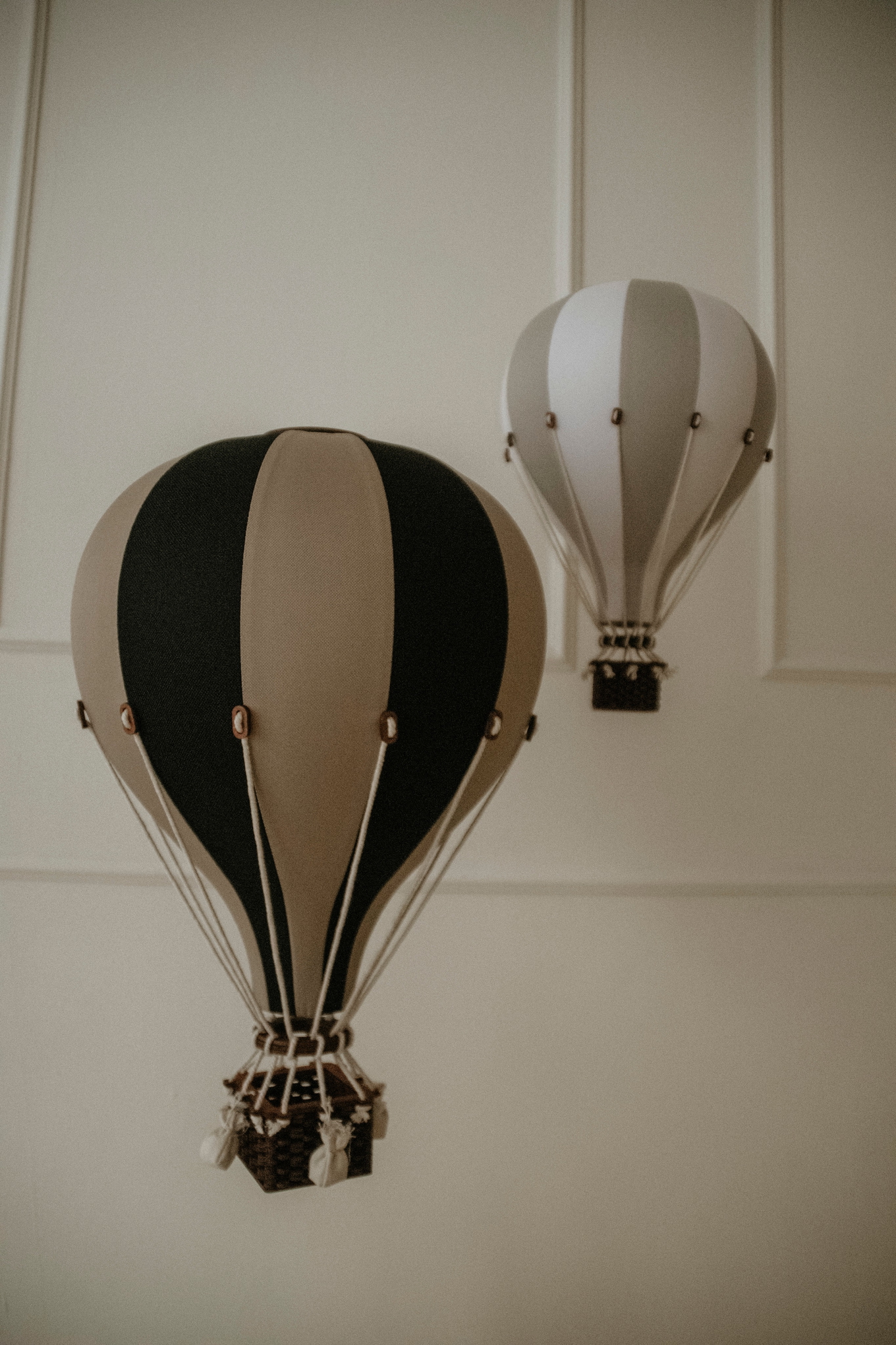 Deko Heissluftballon Gold Schwarz L 4