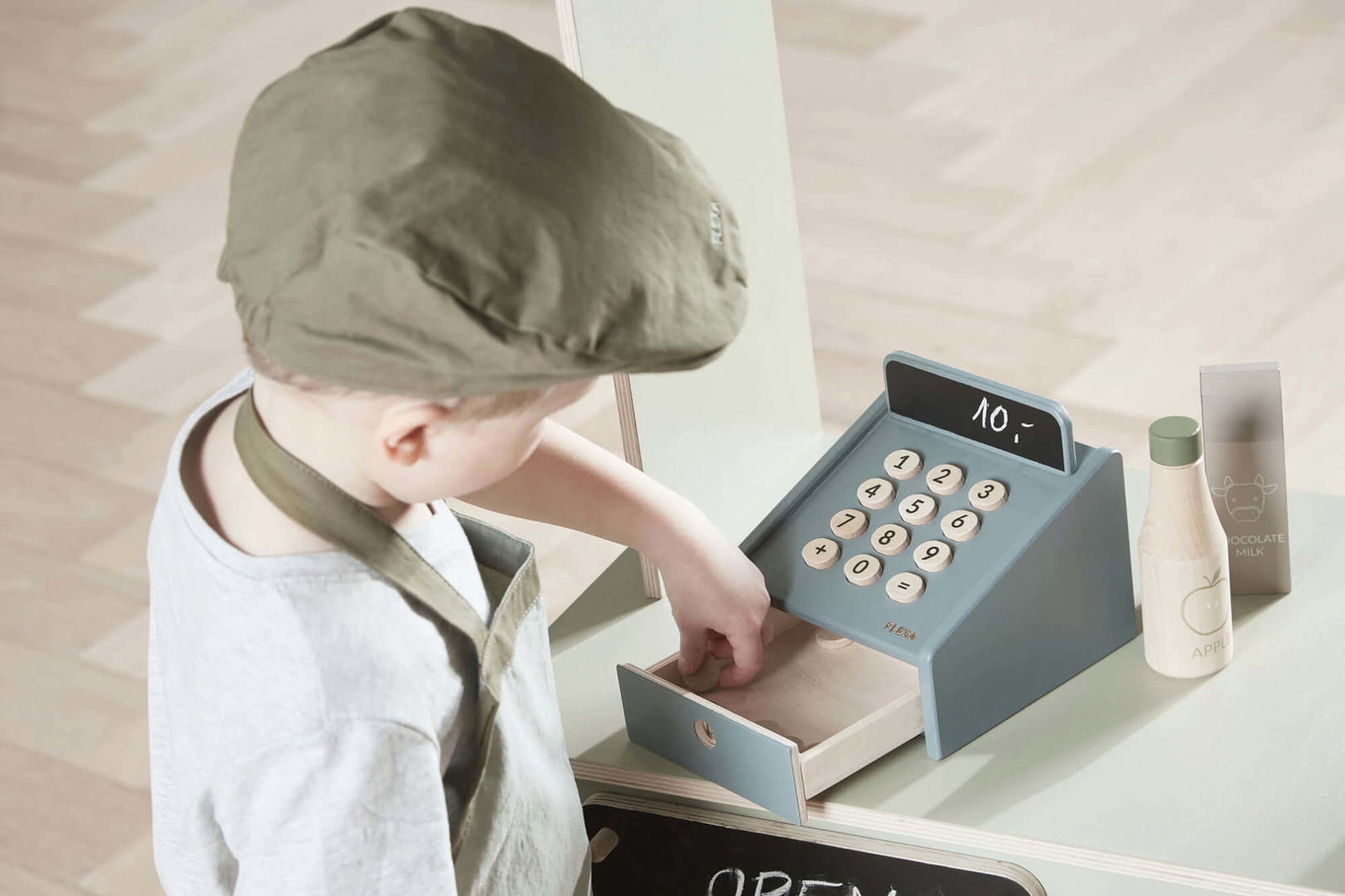 Verkäuferkleidung Set 4