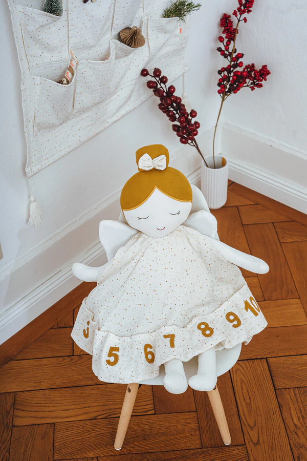 Adventskalender Puppe Engel 3