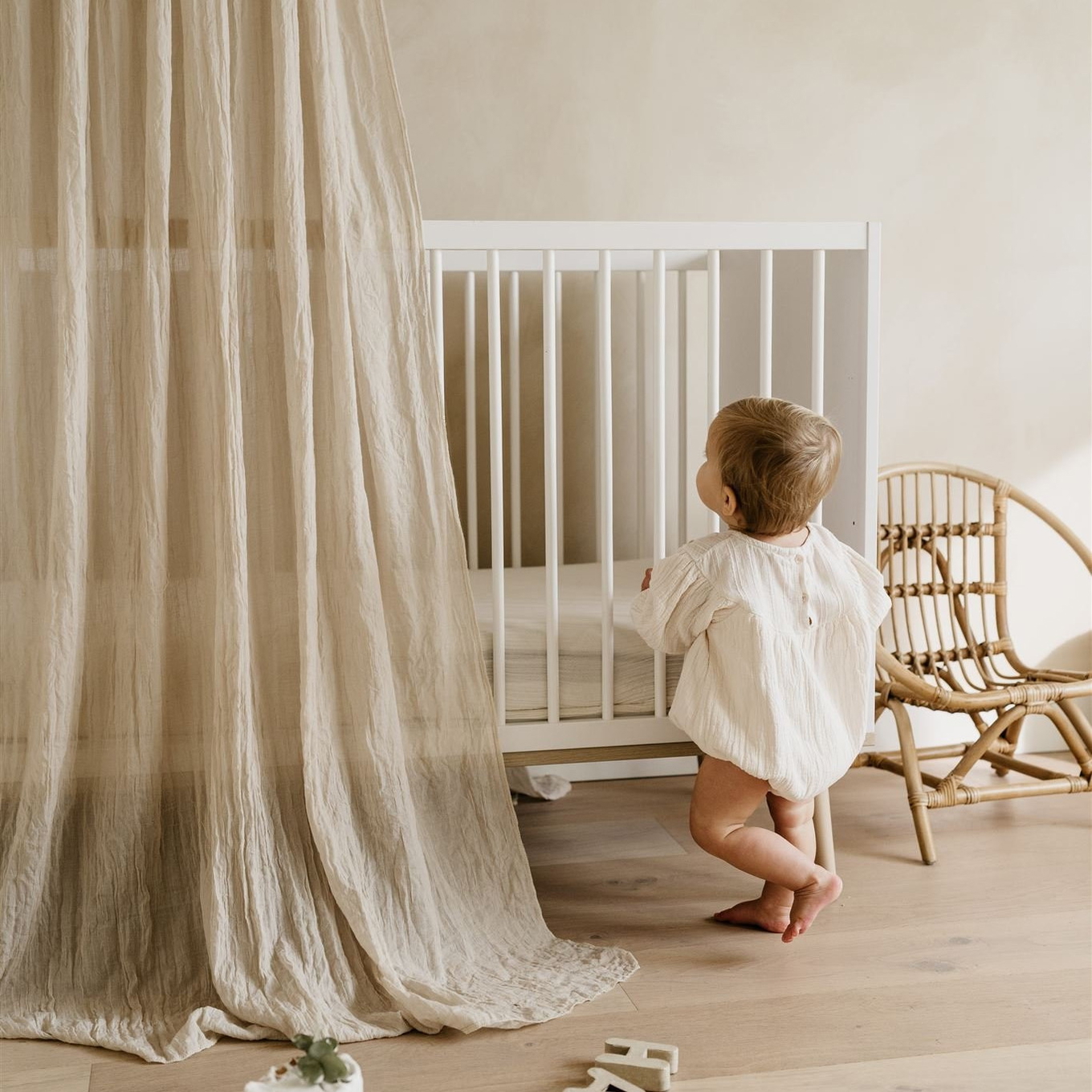 Babybett Flow  Weiss 2
