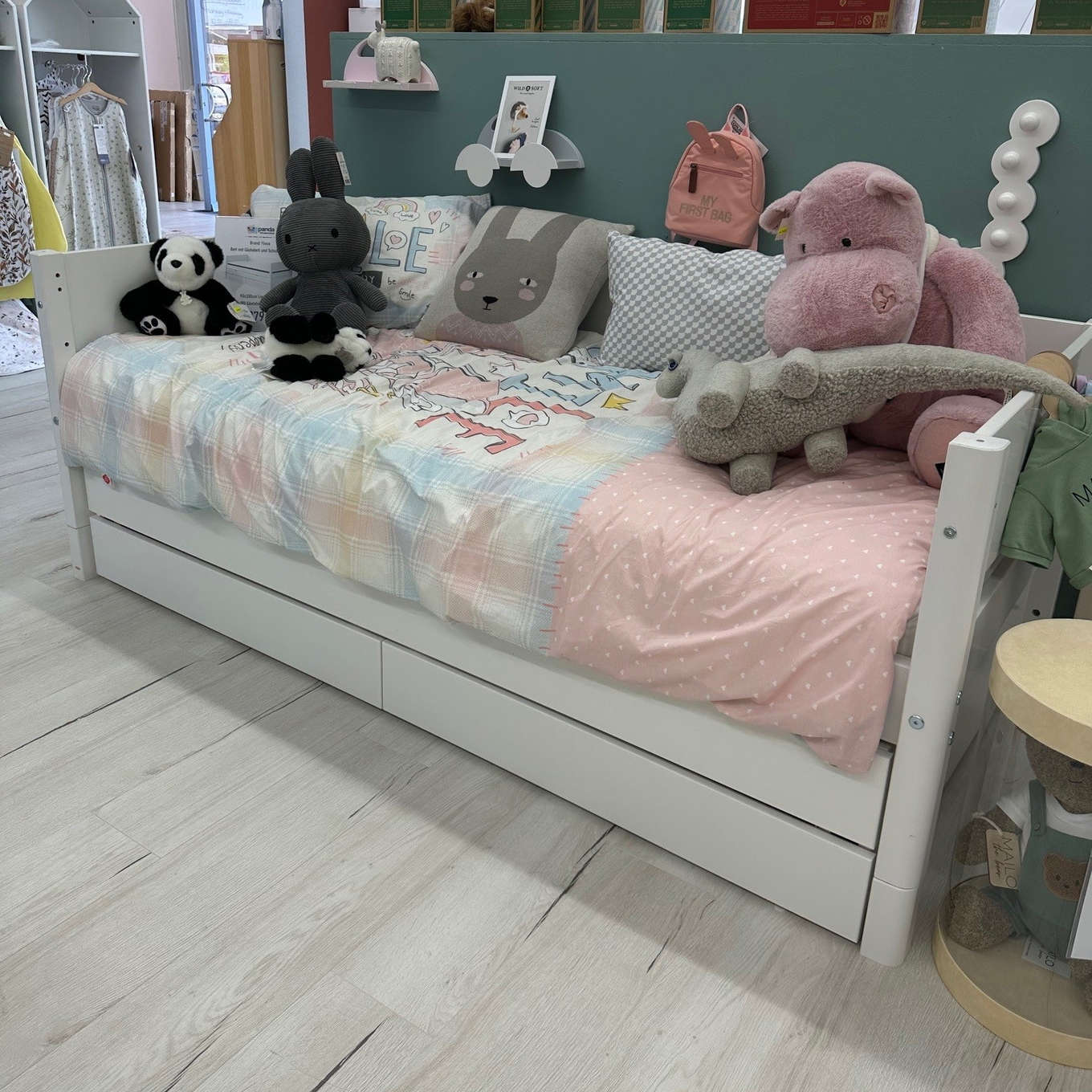 Bett White mit Ausziehkasten, mit Schubladen