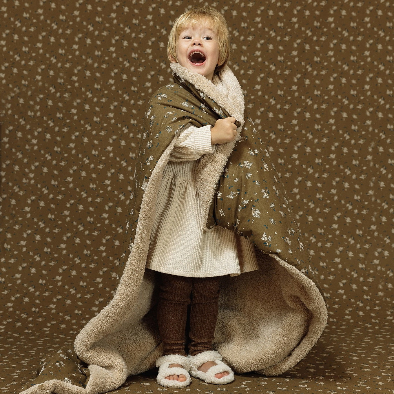 Decke Stories Winter Brown Lilac 2