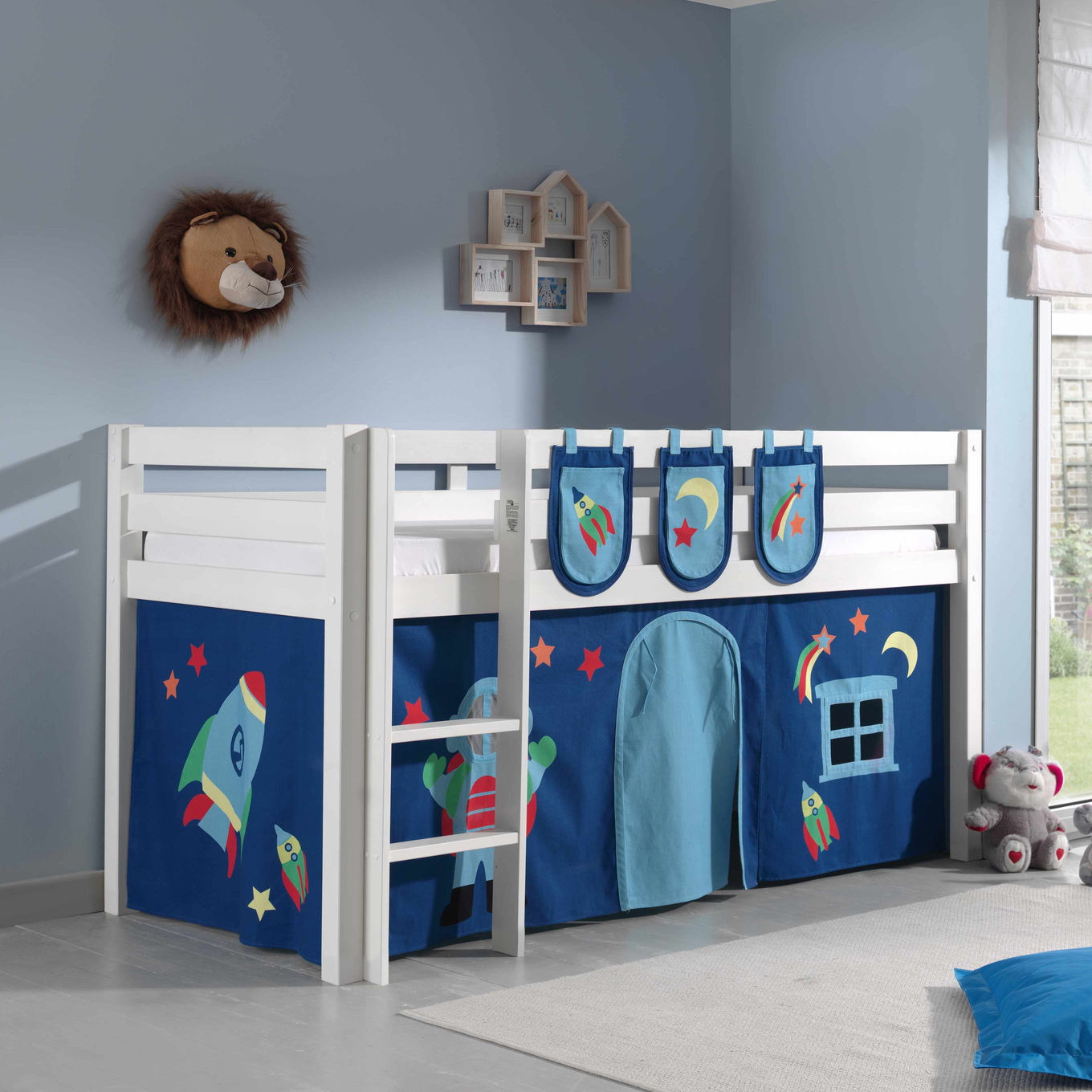 Halbhohes Bett Astro Weiss, mit Spielvorhang und Betttaschen 2