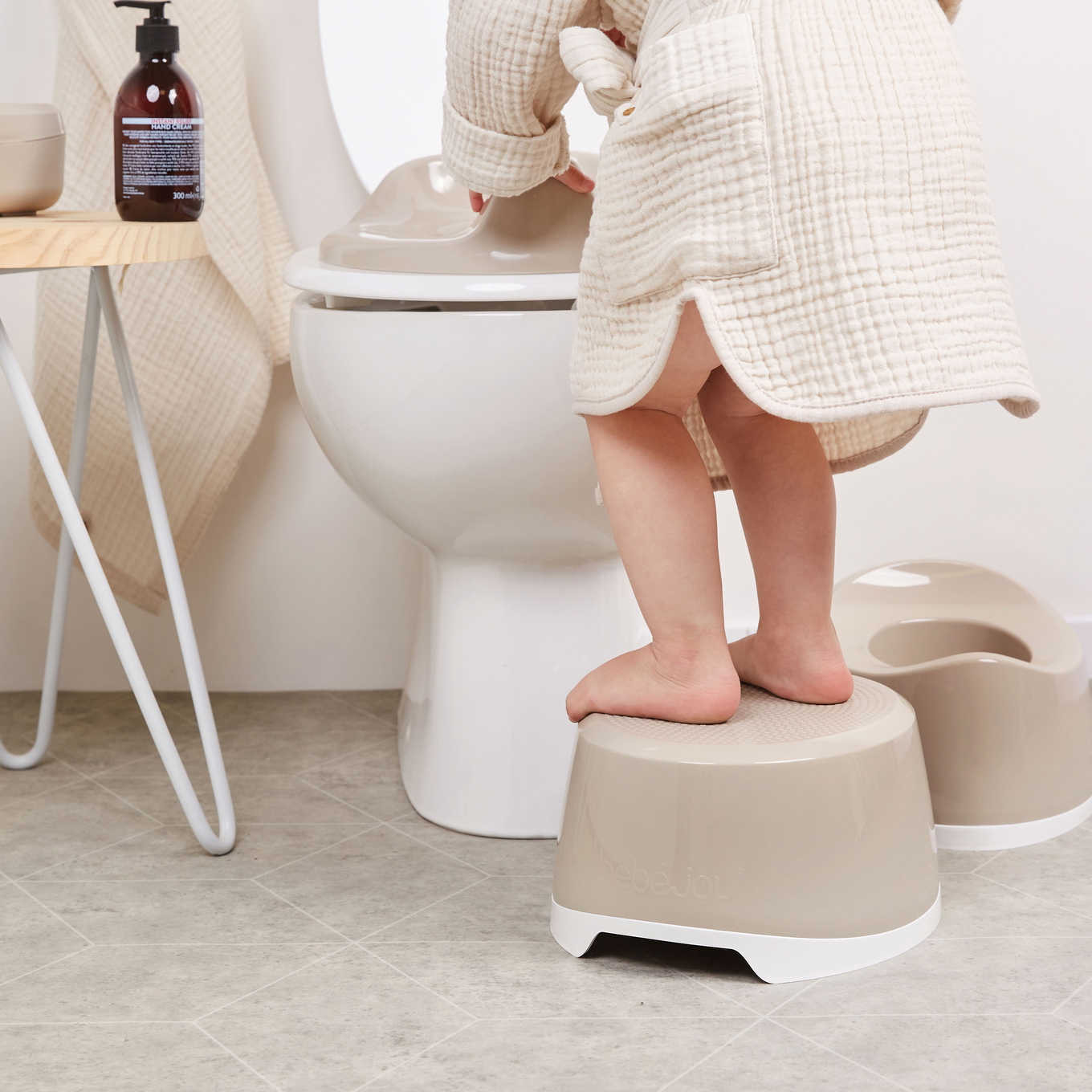 Schemel Fabulous Taupe 2