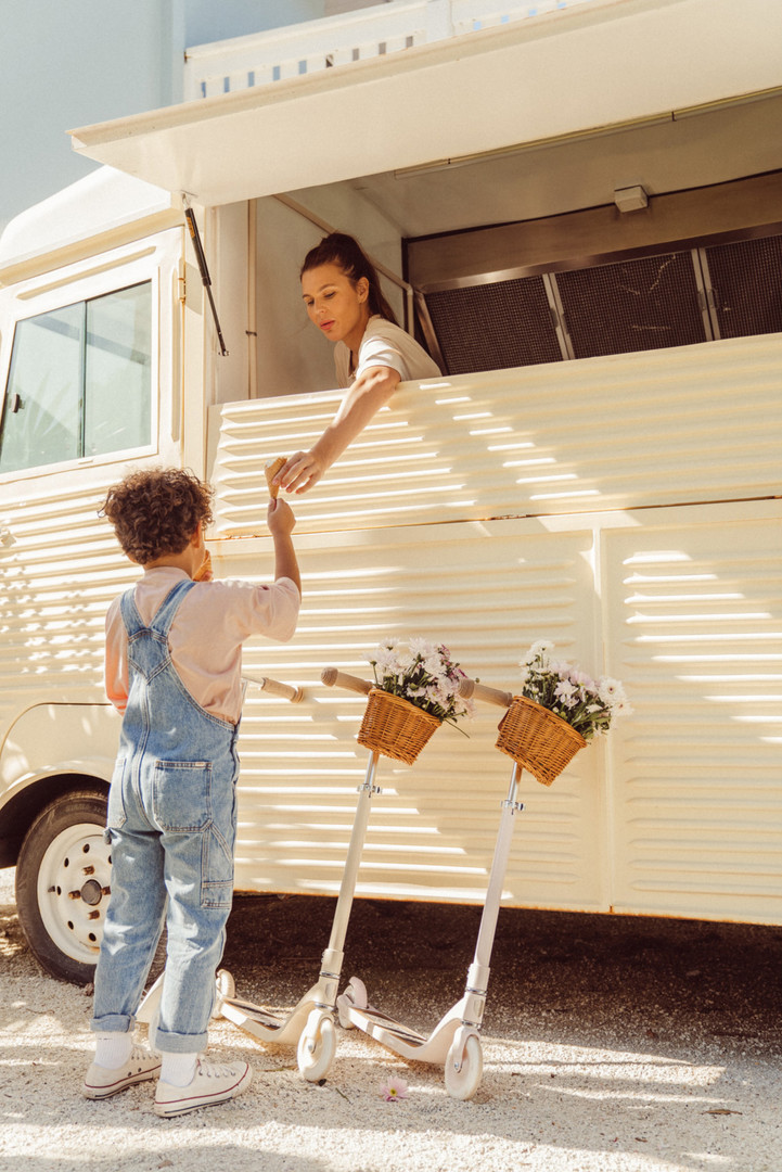 Scooter Maxi Creme 3